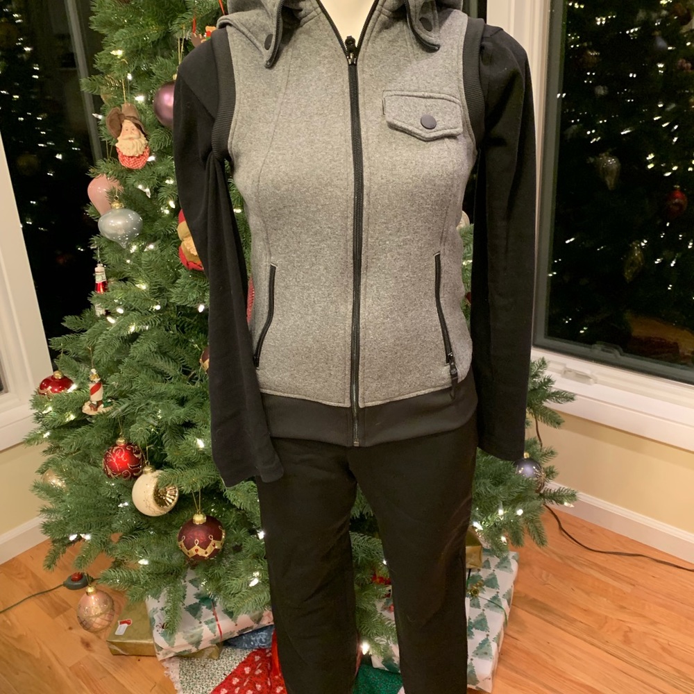 🐣🐣Burton Grey/Black Vest Size XS 🐣